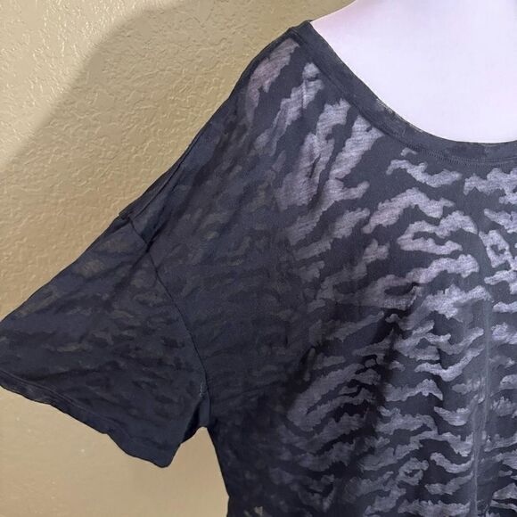 Good American Women's Size 6 Oversized Sleeve Burnout Tee Black Zebra Semi Sheer - Picture 2 of 7